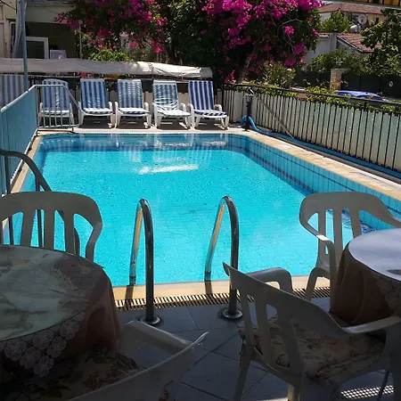 Hotel Cicek &