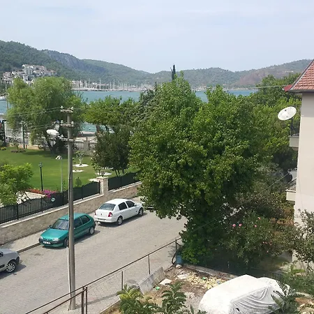 Hotel Cicek & 2*
