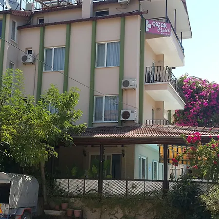 Otel Cicek & 2*